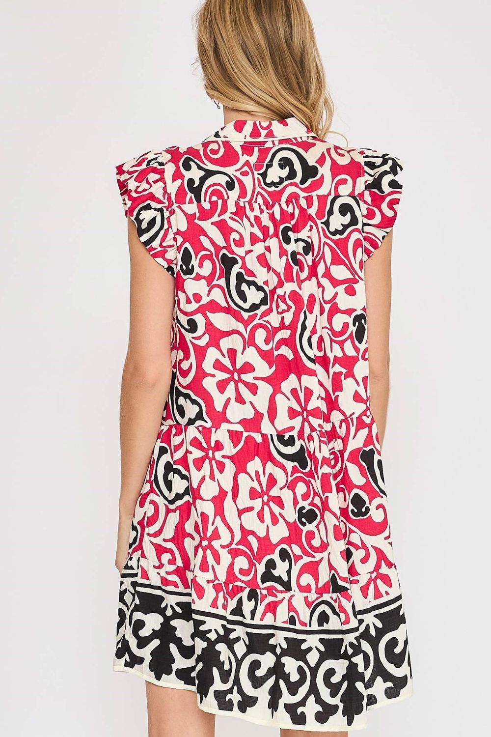 New Summer Floral Ruffled Cap Sleeve Tiered Dress – Feminine and Playful Floral Dress with Ruffled Cap Sleeves