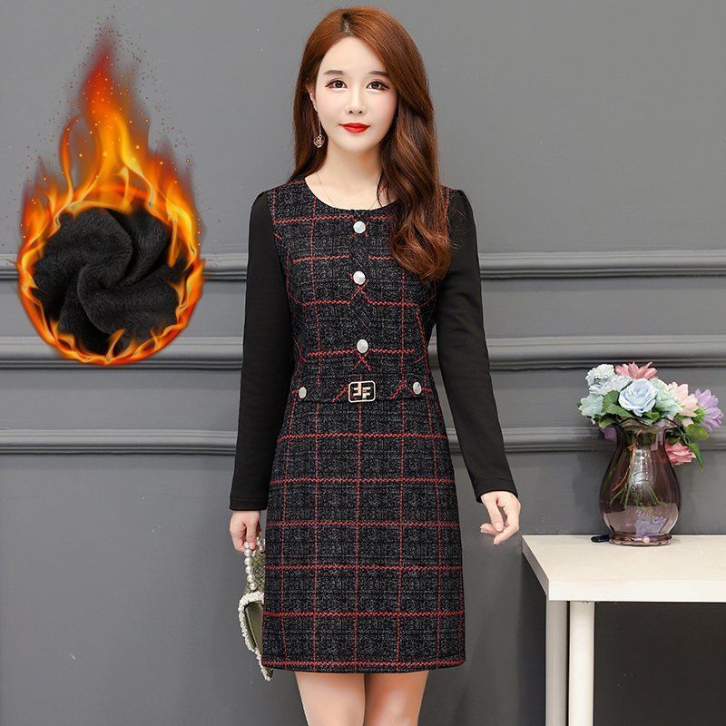 Young mother autumn winter dress