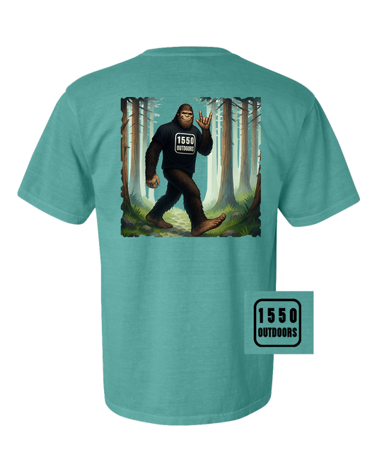 1550 Bigfoot Pocket Tee