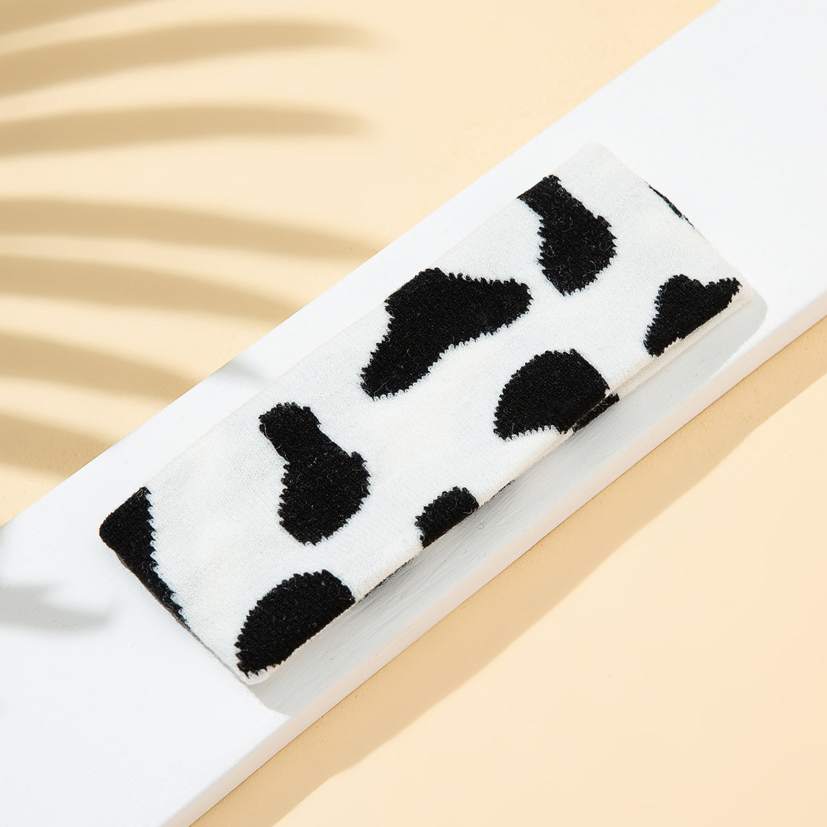 Elastic And Sweat-absorbing Panda Cows Pattern Sports Knitted Hair Band