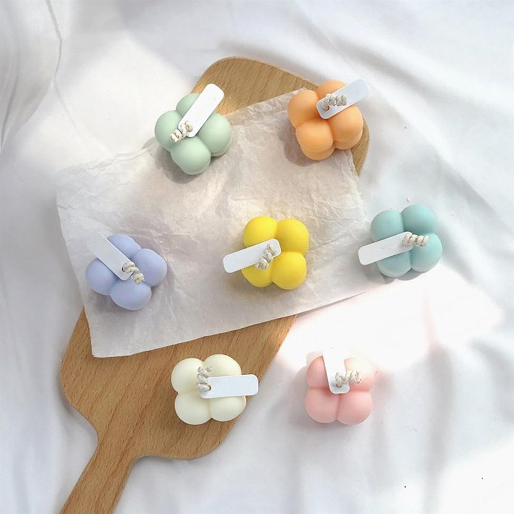 1pc Cube Wax Geometry Candle Soy Wax Candles Beautiful Art Candle Present Statue Scented Candles Decoration for Wedding Home Decor Candle Shaped Candles Wax Smokeless Oil Aromatherapy Candle For Christmas Wedding Home Decor