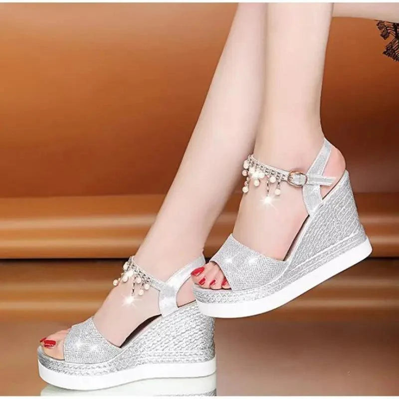 2021 New Women Summer Sandals Studded Detail Luxury Shine Design Casual Womens Shoes