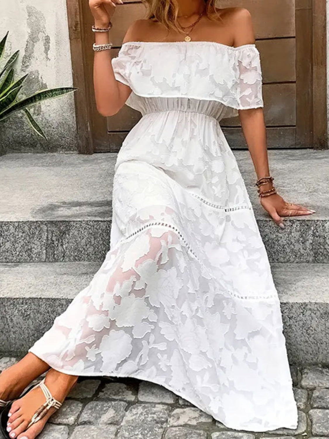 White Stylish Off-Shoulder Maxi Dress Elegant Short Sleeve Summer Dress