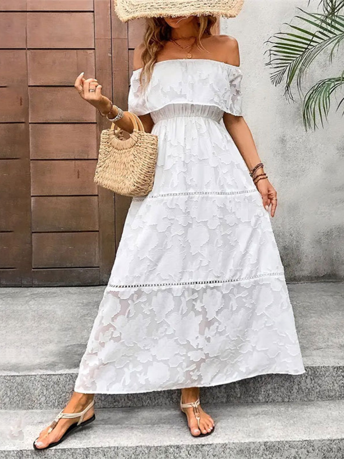 White Stylish Off-Shoulder Maxi Dress Elegant Short Sleeve Summer Dress