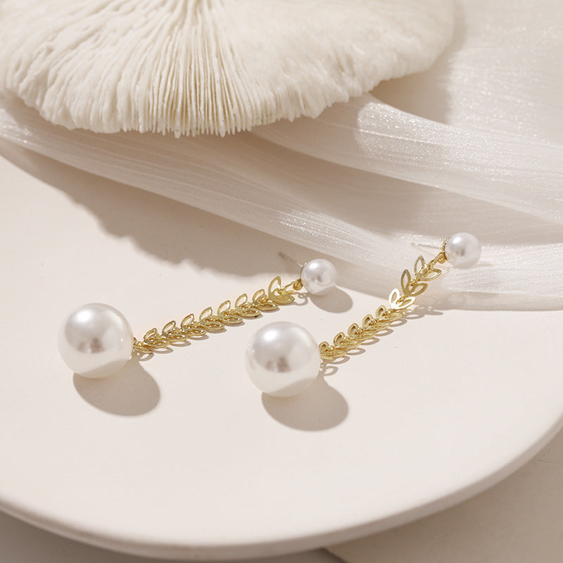 Retro Exaggerated Earrings Cold Wind Temperament Long Pearls