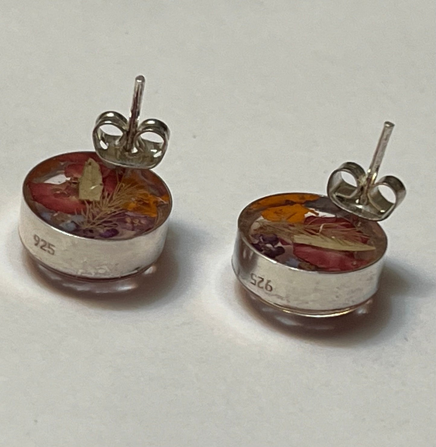 Primavera Small Round Earrings on Post