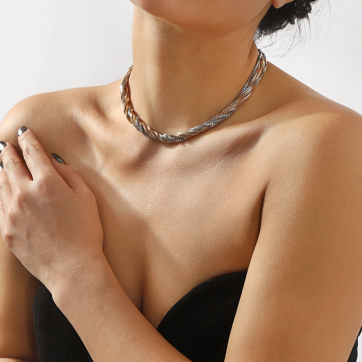 Three-color Twist Necklace Simple Niche Multi-layer