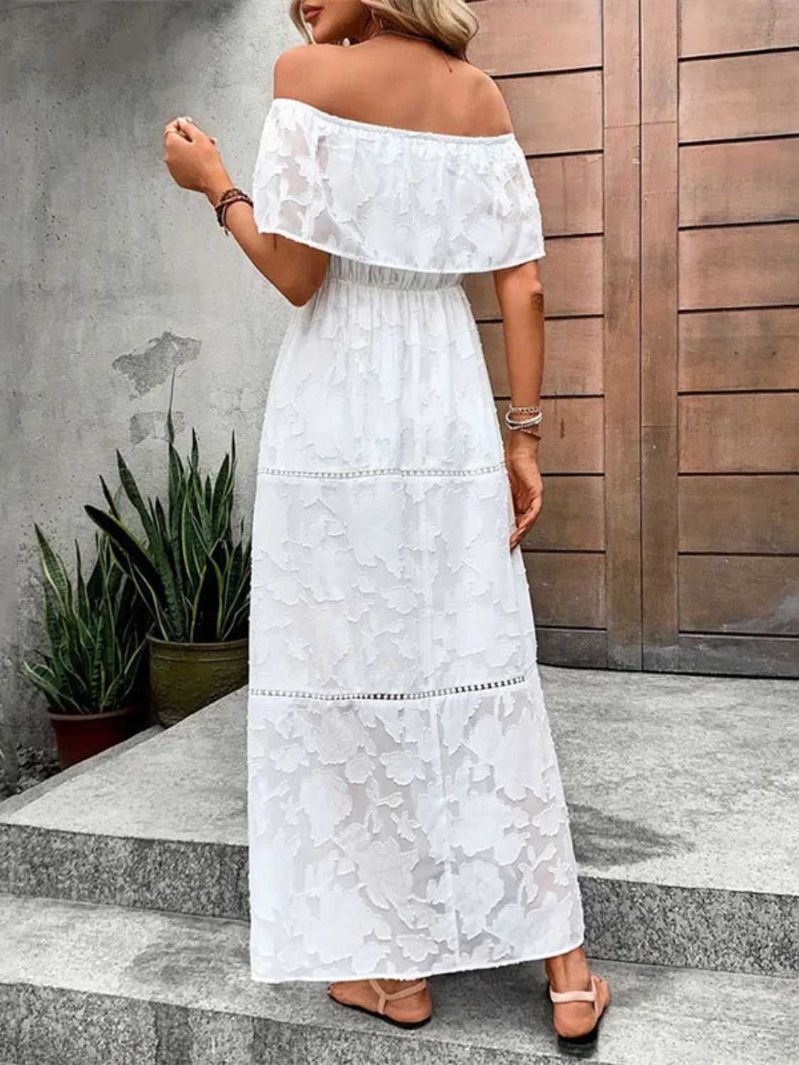 White Stylish Off-Shoulder Maxi Dress Elegant Short Sleeve Summer Dress