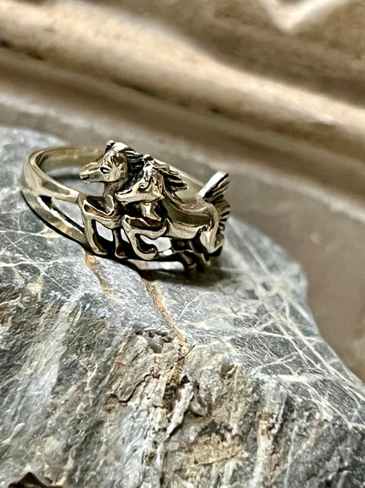 Two Horses Running Sterling Silver Ring