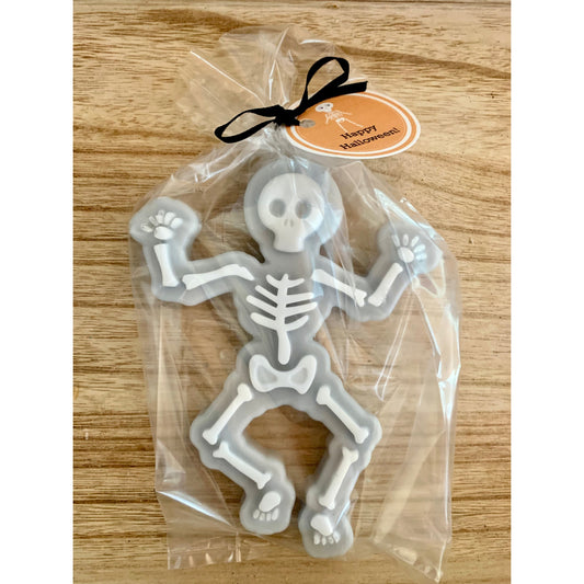 10 Spooky Skeleton Soaps