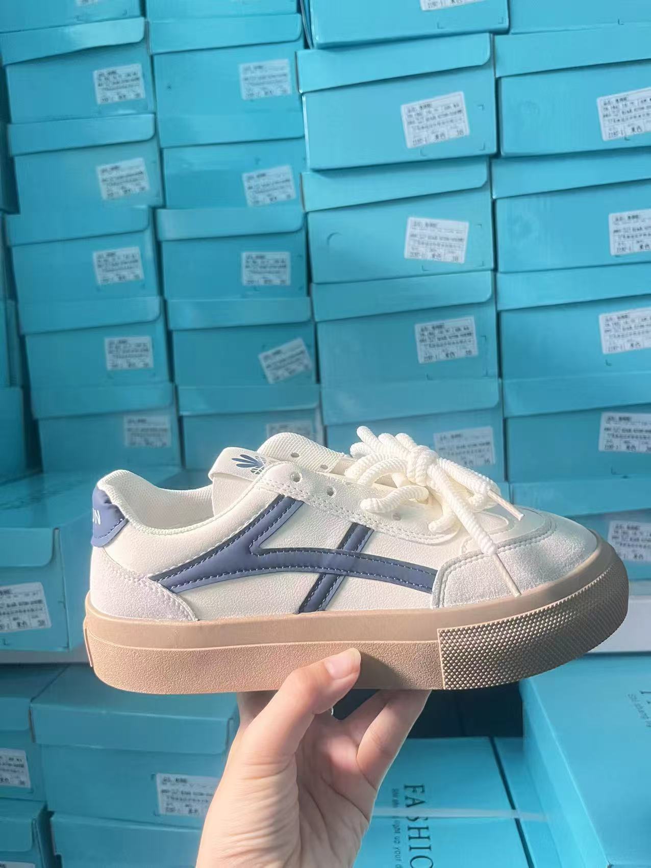 Classic All-matching Sports Casual Borad Shoes