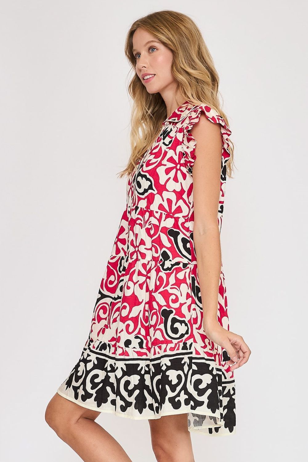 New Summer Floral Ruffled Cap Sleeve Tiered Dress – Feminine and Playful Floral Dress with Ruffled Cap Sleeves
