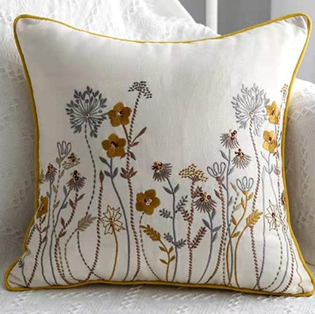 European Floral Cushion Cover Cotton Pillowcases Yellow Botanical Flowers and Green Leaves Floral Garden Pattern Printed Cushion Home Decor Rectangle Pillow Cover