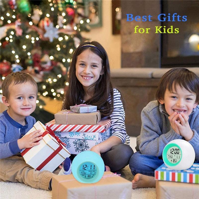 Kids Digital Alarm Clock 7 Color Night Light Snooze Temperature Detect Children Sleep Bedside Color Night Light Snooze Temperature Detect for Toddler Children Boys and Girls Students to Wake up at Bedroom Bedside Cute Wake Up Timer Alarm Clock