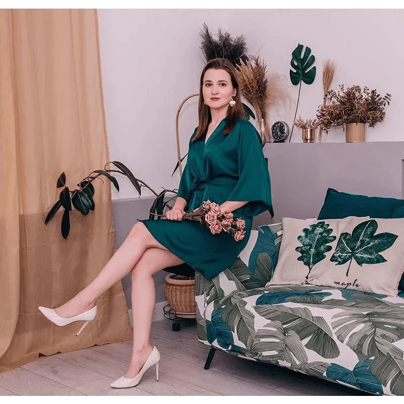 Ladies Fashion Red Soft Short Sleepwear For Women Trendy Women's Comfortable V Neck Bathrobe  Bridesmaid Bride Party Robes