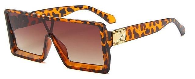 New Design New Stylish New Classic New Black & White Square Shape Sunglasses For Women New Fashionable Branded & Oversized Sun Glasses For Men New Luxury Shades Sunglasses For Men & Women