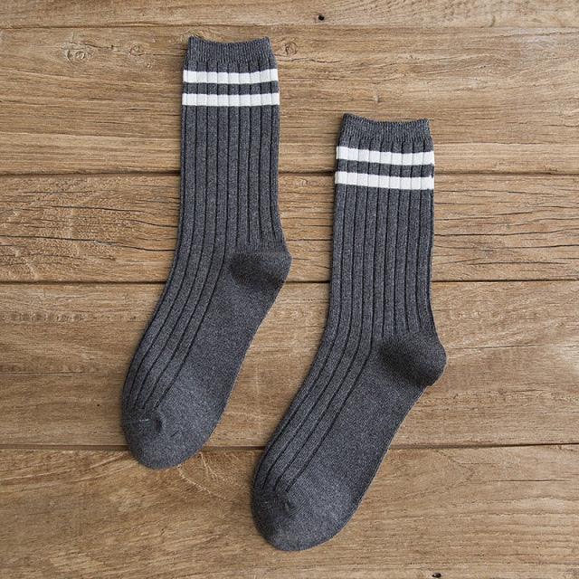 New Loose Solid Colors High School Girls Cute Socks Needles Knitting Cotton Scrunch Socks For Women