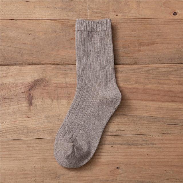 New Loose Solid Colors High School Girls Cute Socks Needles Knitting Cotton Scrunch Socks For Women