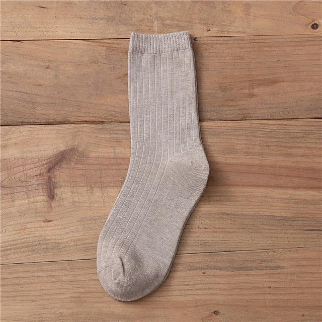 New Loose Solid Colors High School Girls Cute Socks Needles Knitting Cotton Scrunch Socks For Women
