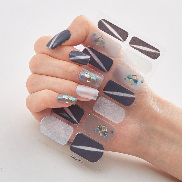 New Year Patterned Nail Decor Nail Polish Nail Art Stickers Full Beauty Sticker for Nails Nail Accessorie Christmas Nail Sticker 3D Nail Art Stickers Decal Slider Template Diy Nail Tool Decorations Nail Art Design Self Adhesive Luxury Designer Nail Sticke
