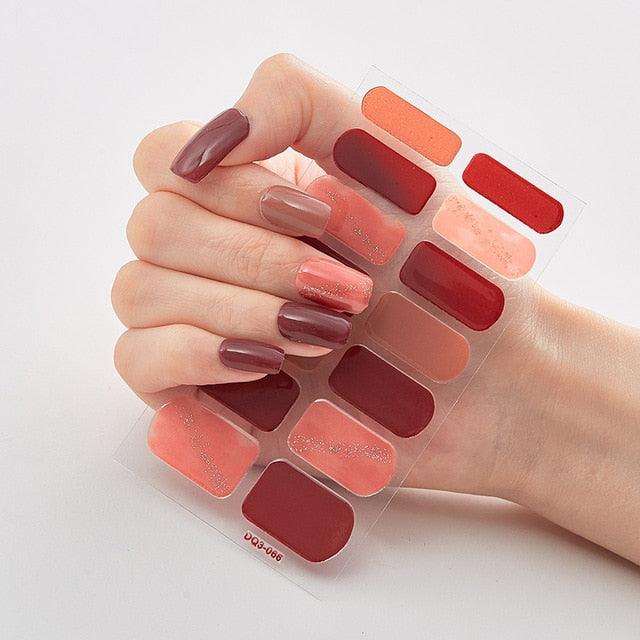 New Year Patterned Nail Decor Nail Polish Nail Art Stickers Full Beauty Sticker for Nails Nail Accessorie Christmas Nail Sticker 3D Nail Art Stickers Decal Slider Template Diy Nail Tool Decorations Nail Art Design Self Adhesive Luxury Designer Nail Sticke