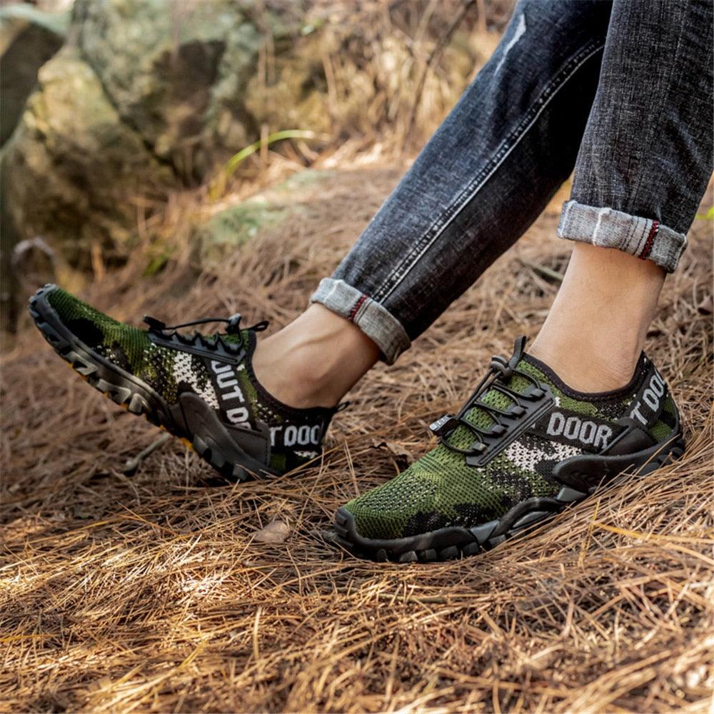 Quick Dry Men Sneakers Slip On Upstream Shoes Water Hiking Beach Surfing Shoes Sandals Barefoot Beach Sneakers Swim Boating Fishing Yoga Gym