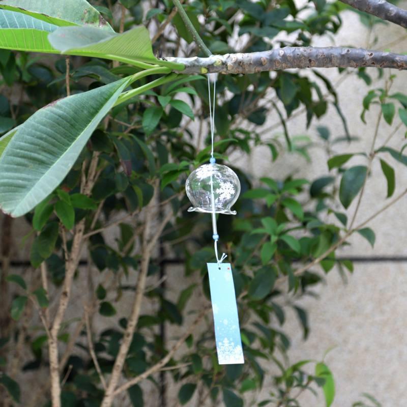 Romantic Cherry Wind Bells Japanese Wind Bell Japan Wind Chimes Handmade Glass Pendant Furin Home Decors Spa Kitchen Office Decor Birthday Gift Outdoor or Indoor Home Decors