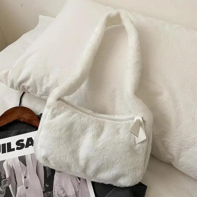 Simple And Stylish Women Soft Plush Winter Furry Shoulder Bags For Ladies And Girls Designer Clutch Handbag For Female