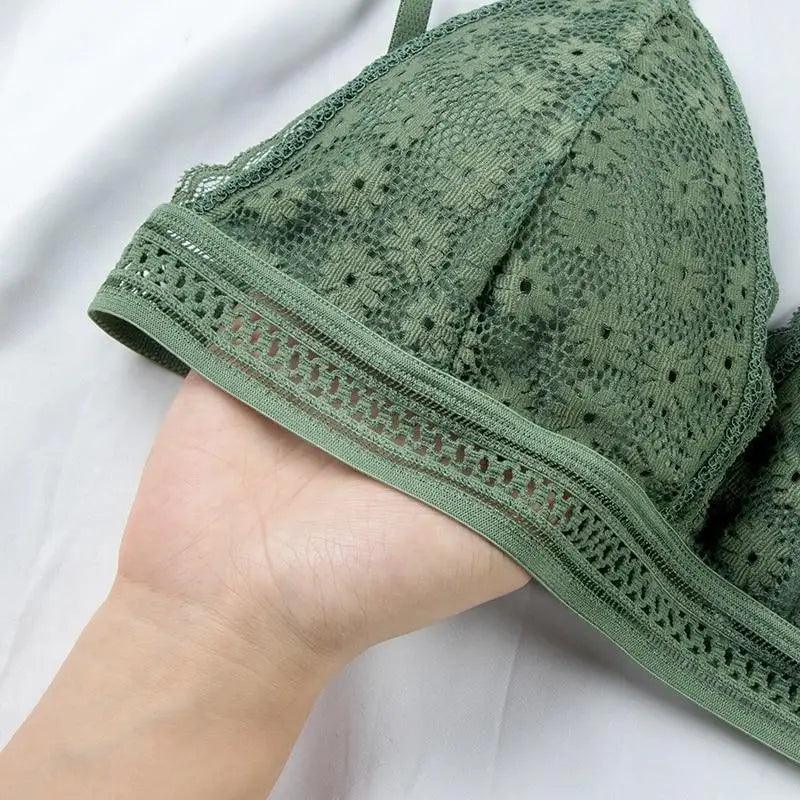 Stunning Hot Look Women's Lace Bra No Steel Ring Beauty Back comfor Wrapped Chest Comfortable Daisy Brassiere Stretch Triangle Cup Padded Underwear 1/2Pcs