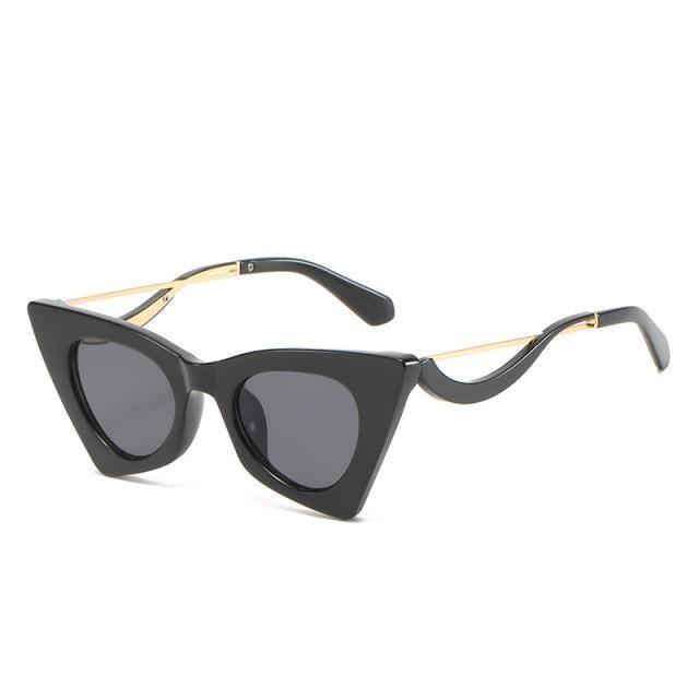 Vintage Square Cat Eye Sunglasses Women Retro Trendy Cat eye Sunglasses Classic Fashionable , Decent Personality & Wind Sunglasses In Retro Box Trending  Street Style Sunglasses For Men & Women