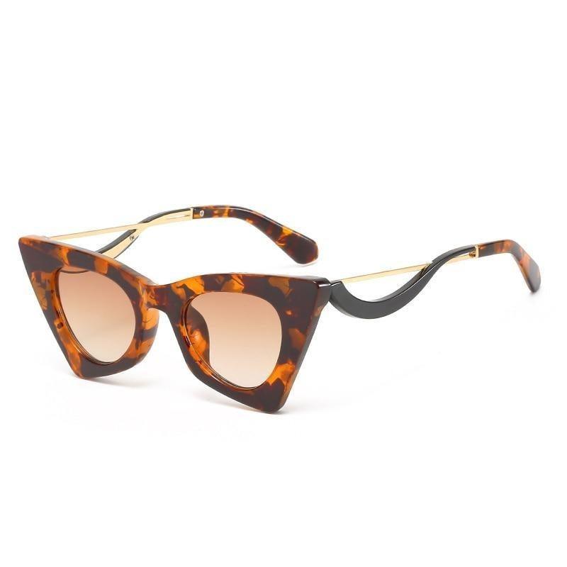 Vintage Square Cat Eye Sunglasses Women Retro Trendy Cat eye Sunglasses Classic Fashionable , Decent Personality & Wind Sunglasses In Retro Box Trending  Street Style Sunglasses For Men & Women