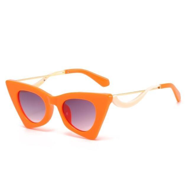 Vintage Square Cat Eye Sunglasses Women Retro Trendy Cat eye Sunglasses Classic Fashionable , Decent Personality & Wind Sunglasses In Retro Box Trending  Street Style Sunglasses For Men & Women
