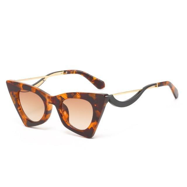 Vintage Square Cat Eye Sunglasses Women Retro Trendy Cat eye Sunglasses Classic Fashionable , Decent Personality & Wind Sunglasses In Retro Box Trending  Street Style Sunglasses For Men & Women